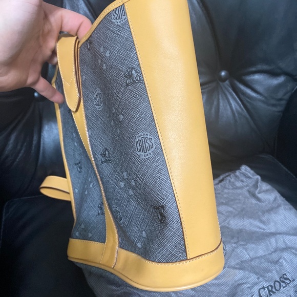 Mark Cross 1845 Italy Vintage sling strap bucket bag leather pre loved purse - Picture 8 of 12